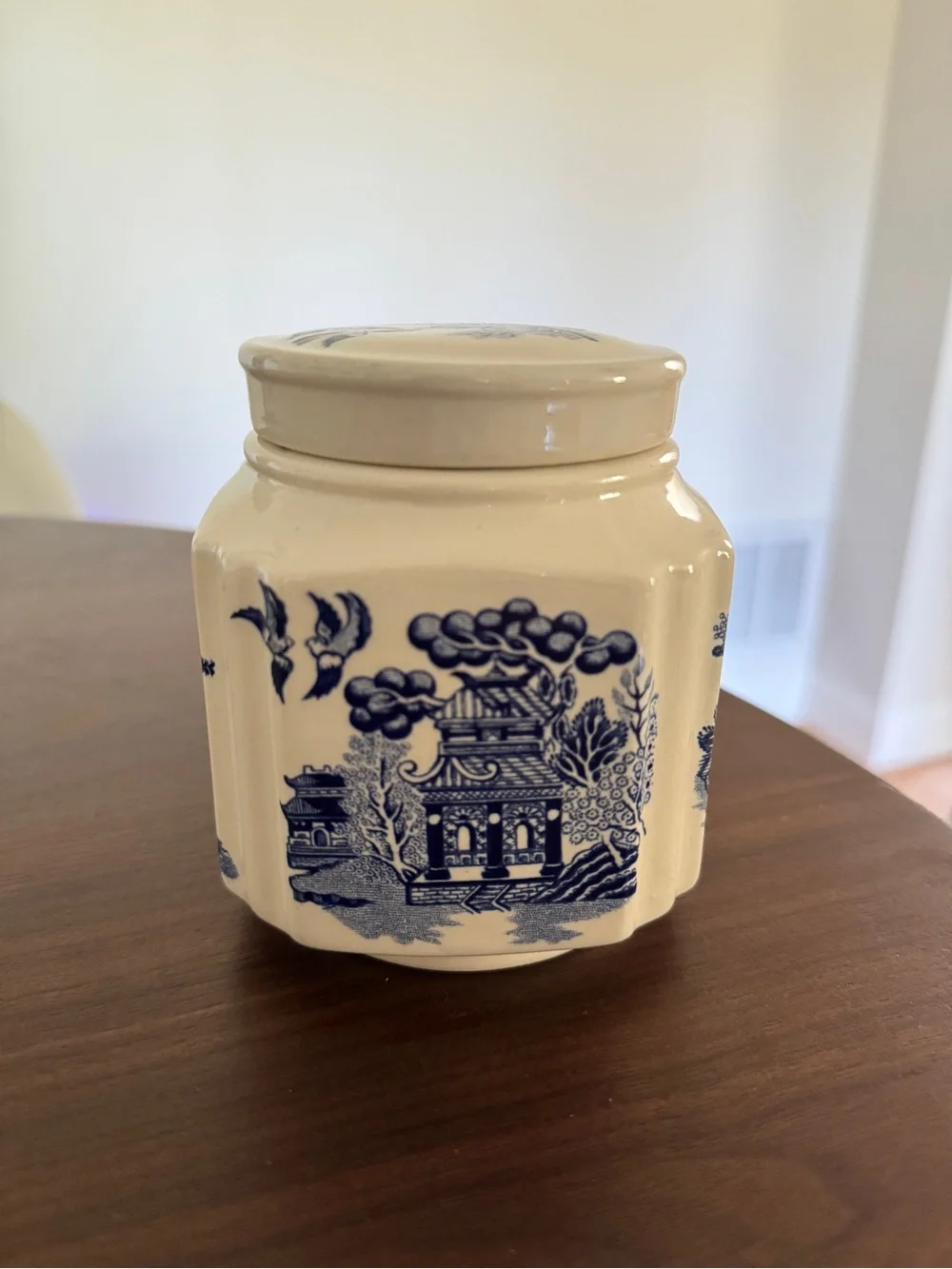 Vintage Sadler England Blue Willow Ginger Jar with Lid 1970s Chinoiserie Ceramic